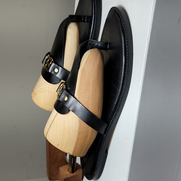 BCBG Athena black leather with gold hardware size 8.5M - Picture 3 of 8